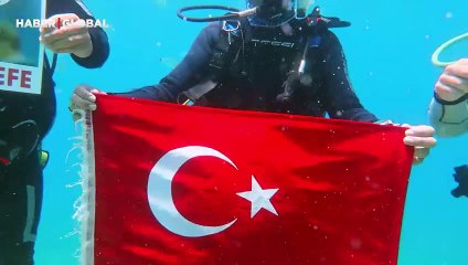 Fethiye'de dalgıçlardan Ali Koç ve Mourinho'ya sürpriz