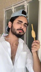 Amiron ka kulfi khane ka style aur hamara kulfi khane ka
