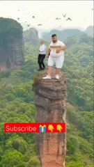 mota kia ker raha hai