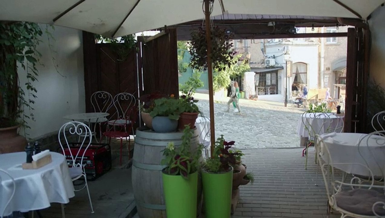 Handys, Kerzen und Taschenlampen: Leben mit Stromausfällen in Kiew