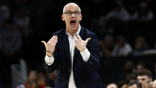 Dan Hurley Declines Lakers to Stay at UConn for Titles