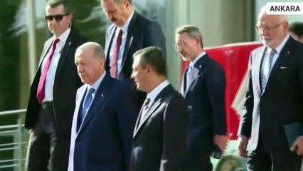 Özel ile Erdoğan'nın görüşmesi 1 buçuk saat sürdü
