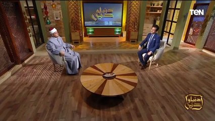 مهما عملتي  هتكوني تقيلة على قلب زوجة إبنك.. همسة في أذن الأمهات من الإعلامي محمد محفوظ