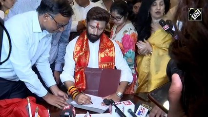 সিনেমায় ফ্লপ হলেও রাজনীতিতে হিট, দেশের নতুন হার্টথ্রব মোদীর এই মন্ত্রী! কে জানেন?