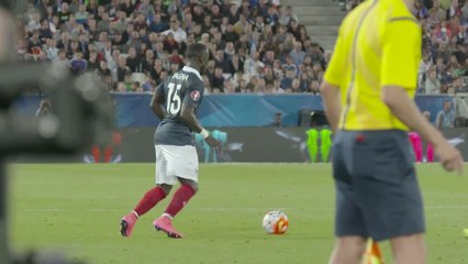Gros plan sur Bacary Sagna
