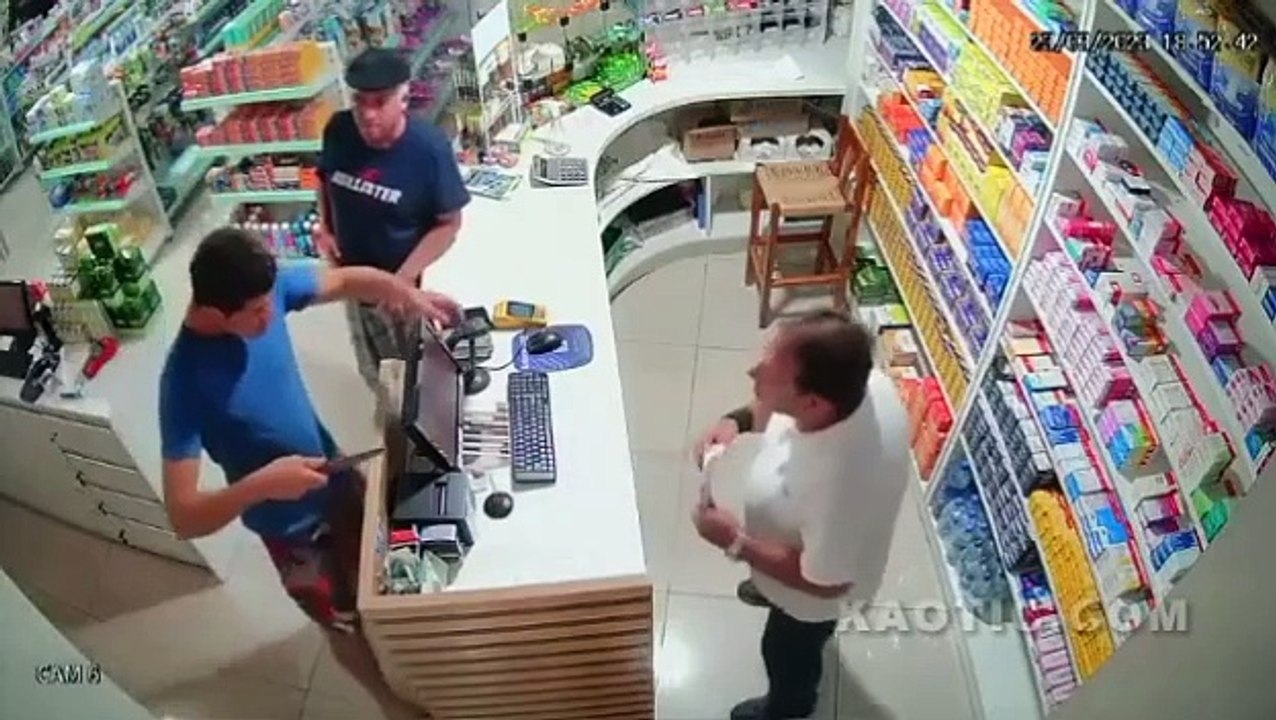 Tenter de cambrioler une pharmacie