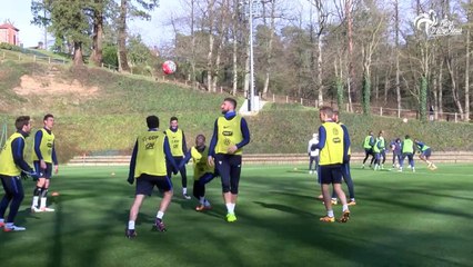 Jeu de têtes à Clairefontaine