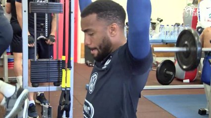 Avec les Bleus en salle de musculation