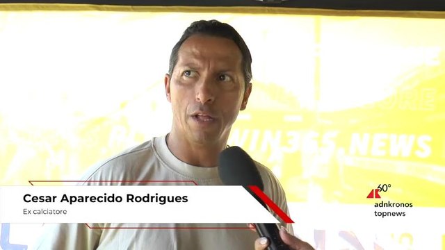 Cesar Aparecido Rodrigues in campo all’Arechi di Salerno, in occasione di Operazione Nostalgia