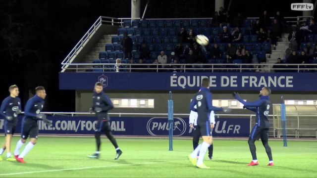 Entraînement des Bleus, reportage