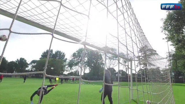 Frappes, volées et parades pour les Bleues