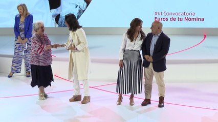 La Reina Letizia y Belén Esteban coinciden en el mismo acto, ¡con un look casi idéntico!