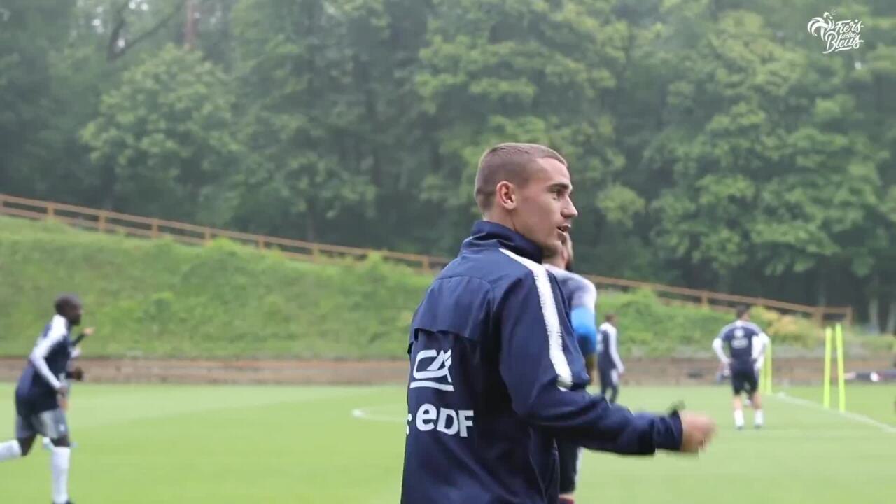 La séance à huis clos à Clairefontaine