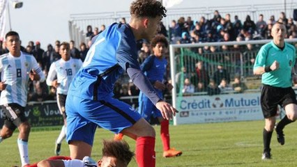 Tournoi de Montaigu France-Argentine (3-2) et France-Angleterre (0-1)