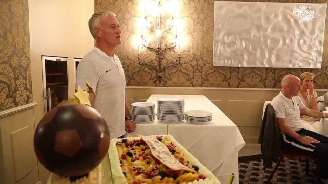 Les Bleus fêtent les 50 ans de Didier Deschamps, Equipe de France