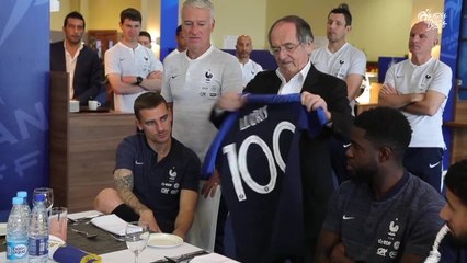 Noël Le Graët félicite Hugo Lloris