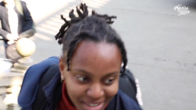 L'arrivée des joueuses à Clairefontaine