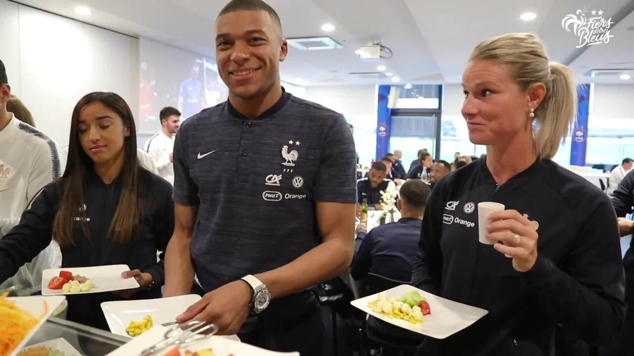 Dîner historique pour les Bleus à Clairefontaine