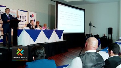 tn7-foro-analiza-faltante-de-medicos-especialistas-110624