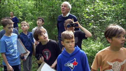 Observation d'oiseau: Un champ d'intérêt grandissant pour des élèves de l'école du Bourg