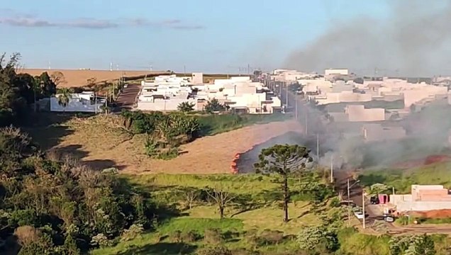 Internautas denunciam incêndio ambiental no Universitário