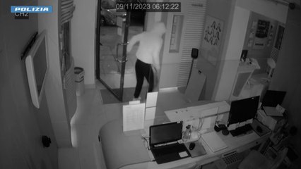 Scoperto l'autore di due furti con "spaccata" a Palermo