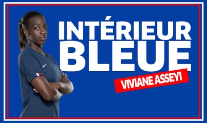 Intérieur Bleue avec Viviane Asseyi