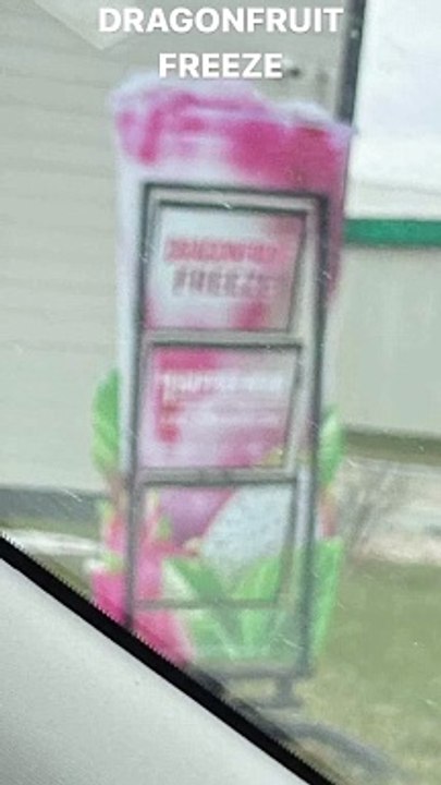 DRAGONFRUIT FREEZE