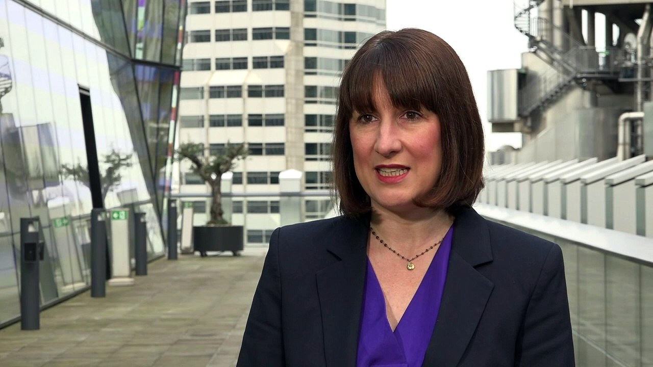 Shadow Chancellor: UK economy ‘flatlined’ in April