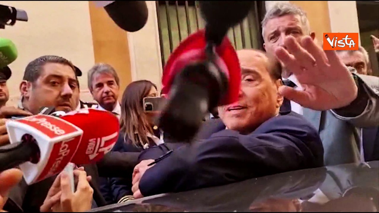 Un anno fa moriva Berlusconi, ecco la sua barzelletta su Biden e Putin