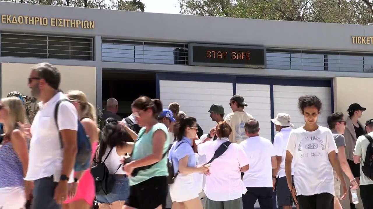 Onda de calor provoca fechamento parcial da Acrópole de Atenas