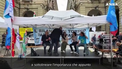 Il rilancio di Torino parte da Mirafiori, presidio in piazza di 8 ore