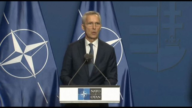 Stoltenberg: Orban non bloccherà sforzo Nato per aiutare Ucraina