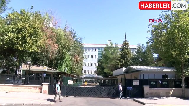 Eski Diyarbakır Baro Başkanı Tahir Elçi davasında yargılanan 3 polis memuru beraat etti