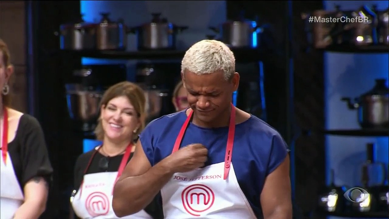 Jefferson faz combinação de ingredientes inusitada e decepciona chefs