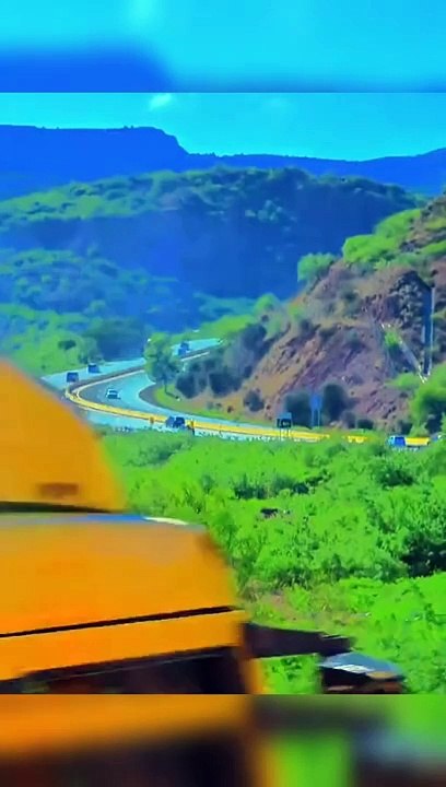 Kallar Kahar View From Motorway #kallarkahar #motorway #views #viral #trending #travel #vlog #vloger