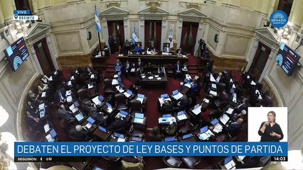 Anabel Fernández Sagasti interrumpió el debate para denunciar la "represión" frente al Congreso