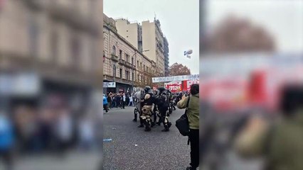 Represión afuera del Congreso