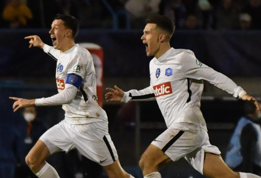 Le résumé de Bergerac-Versailles, 1-1, 4 tab 5