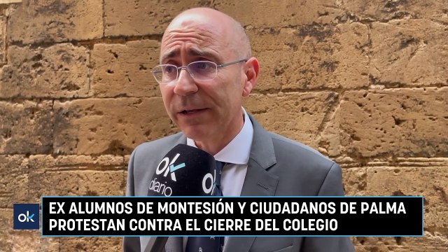 Ex alumnos de Montesión y ciudadanos de Palma protestan contra el cierre del colegio