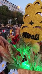 Ficou em casa? Grupos já descem a Avenida da Liberdade. Espreite