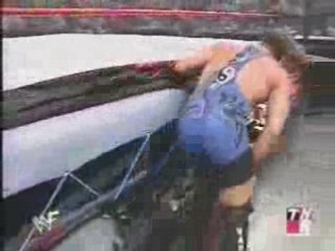 Rob Van Dam vs Big Show (Hardcore Championship)