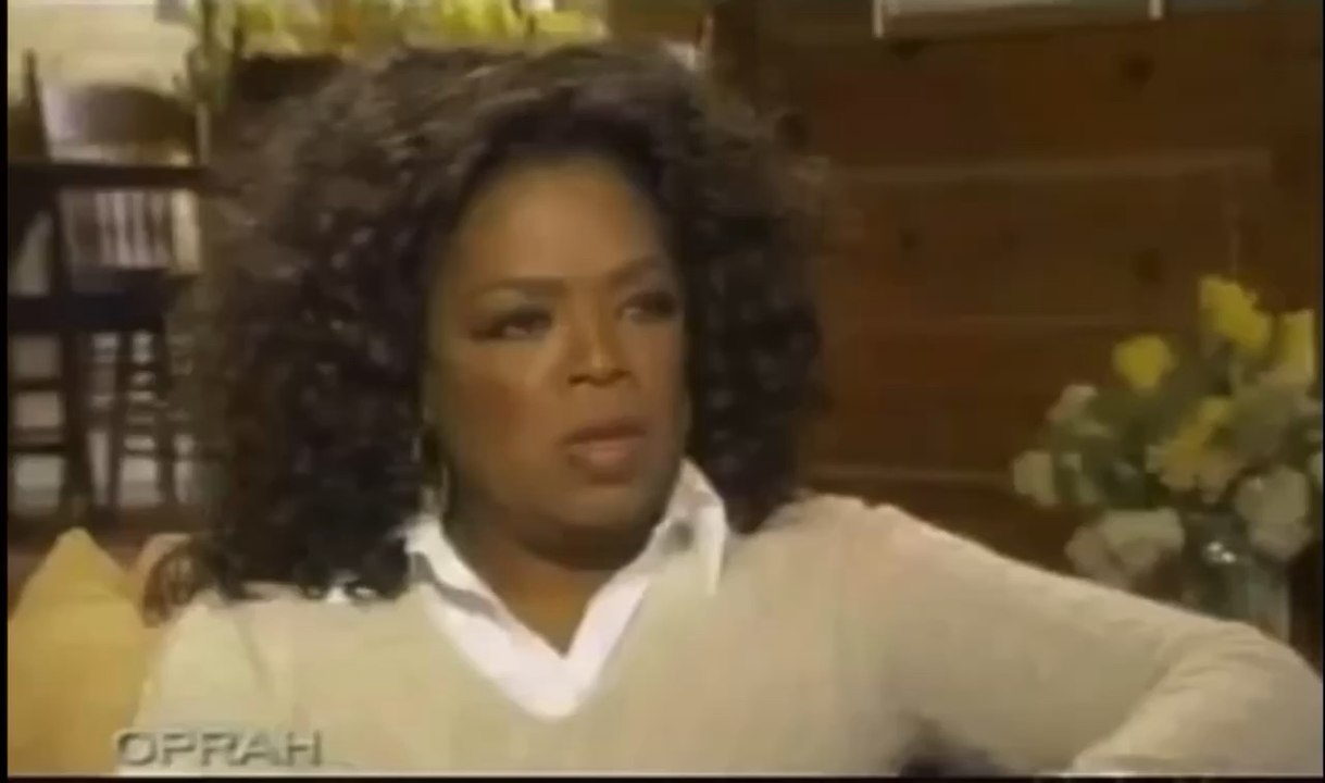 Oprah and Tom > Sofa Brooke Matt 2