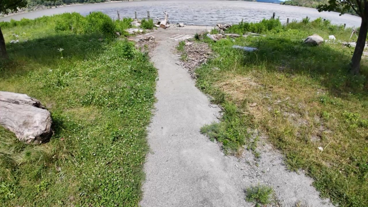 Hidden Beach : Cold Spring , New York