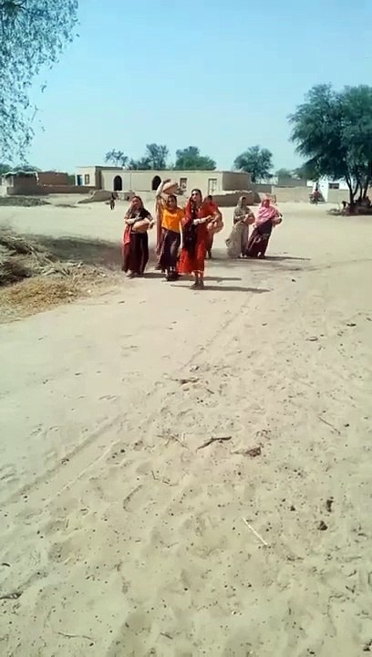 Hjtriytj,