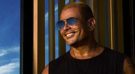 عمرو دياب وشروط حفل بيروت
