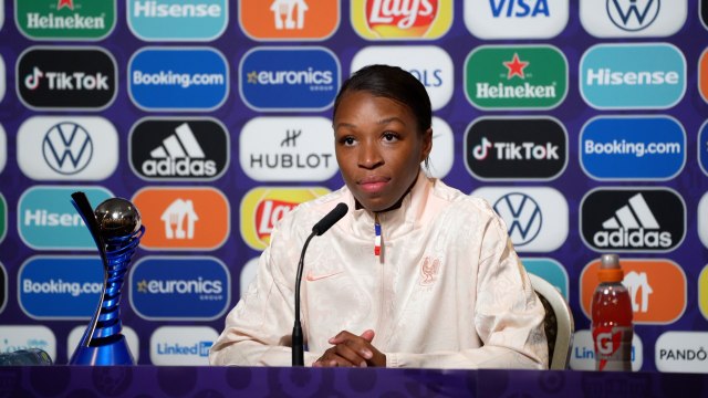 Grace Geyoro et Corinne Diacre en conférence de presse après #FRAITA