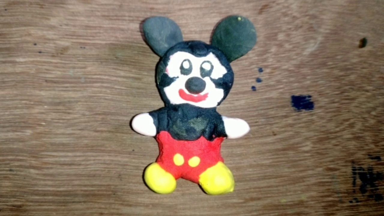 Clay Micky Mouse making