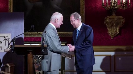 반기문에 시상 英 찰스 3세, '北 오물 풍선' 질문 / YTN