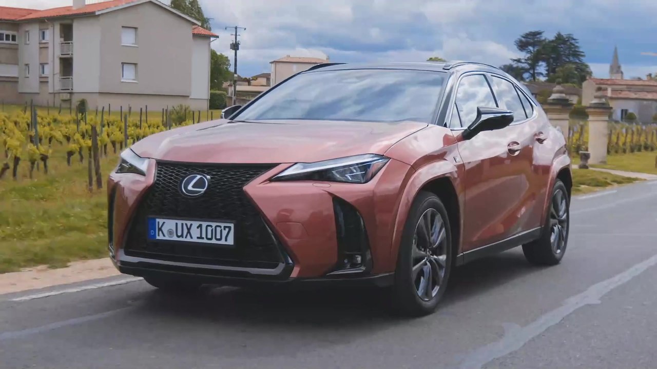 Der neue Lexus UX 300h - Verbesserte Fahrdynamik